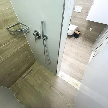 2 Bedroom Albion 1115 아파트 Durrës