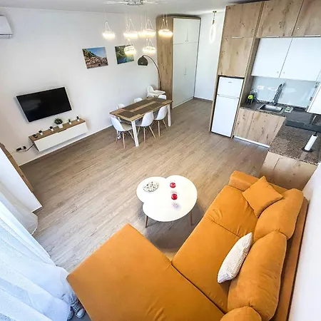 아파트 2 Bedroom Albion 1115 *