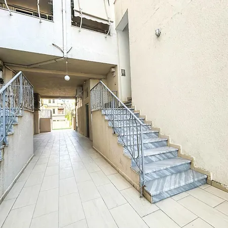 2 Bedroom Albion 1115 *